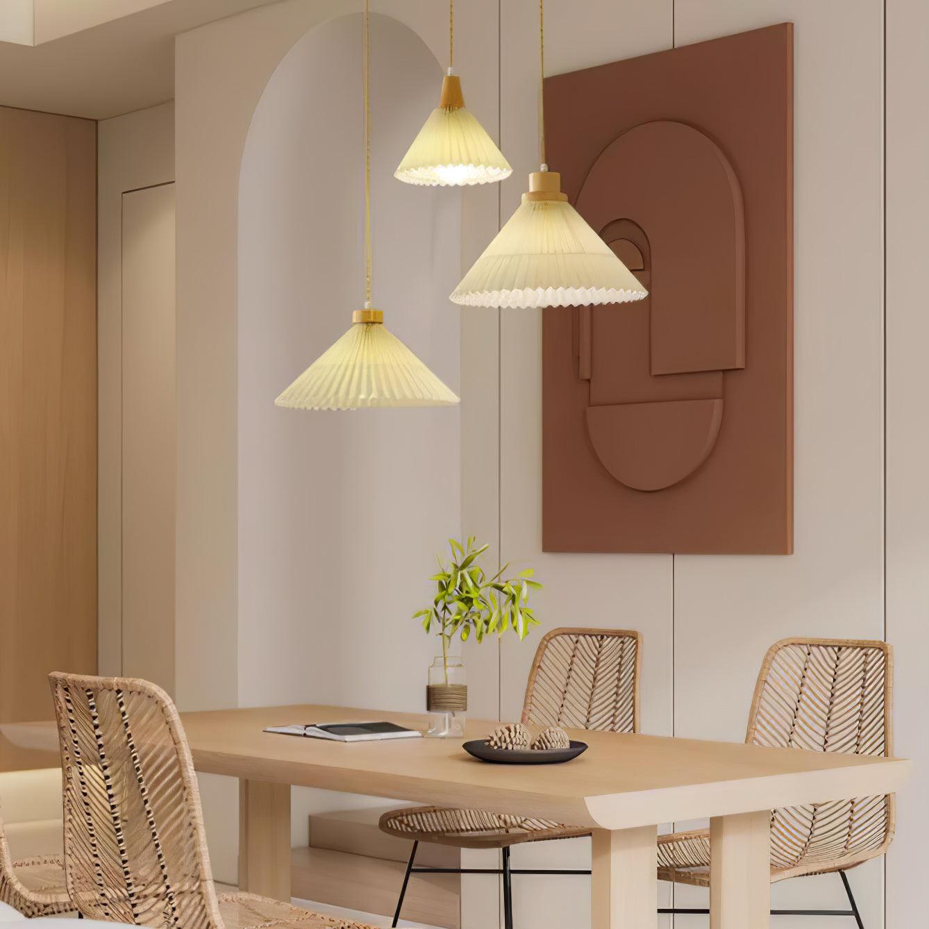 Pleated Wooden Droplight Pendant Light