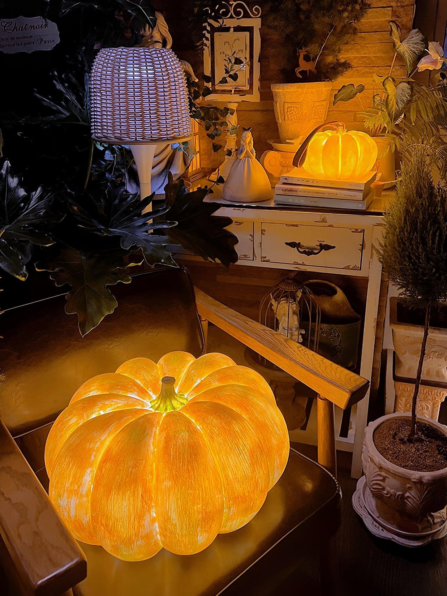 Portable Pumpkin Built-in Battery Desk lamp Table Lamp