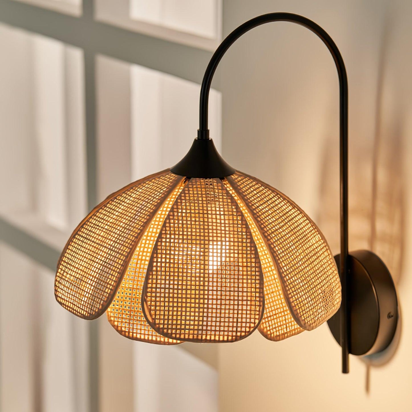 Rattan Petal Lamp bracket Wall Lamp