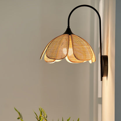 Rattan Petal Lamp bracket Wall Lamp