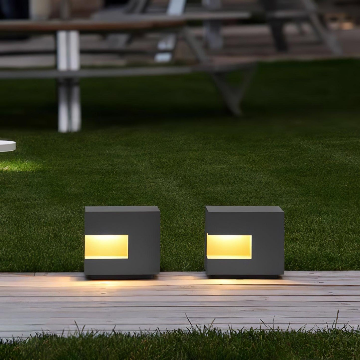 Regular Cube Post Floodlight Outdoor Light