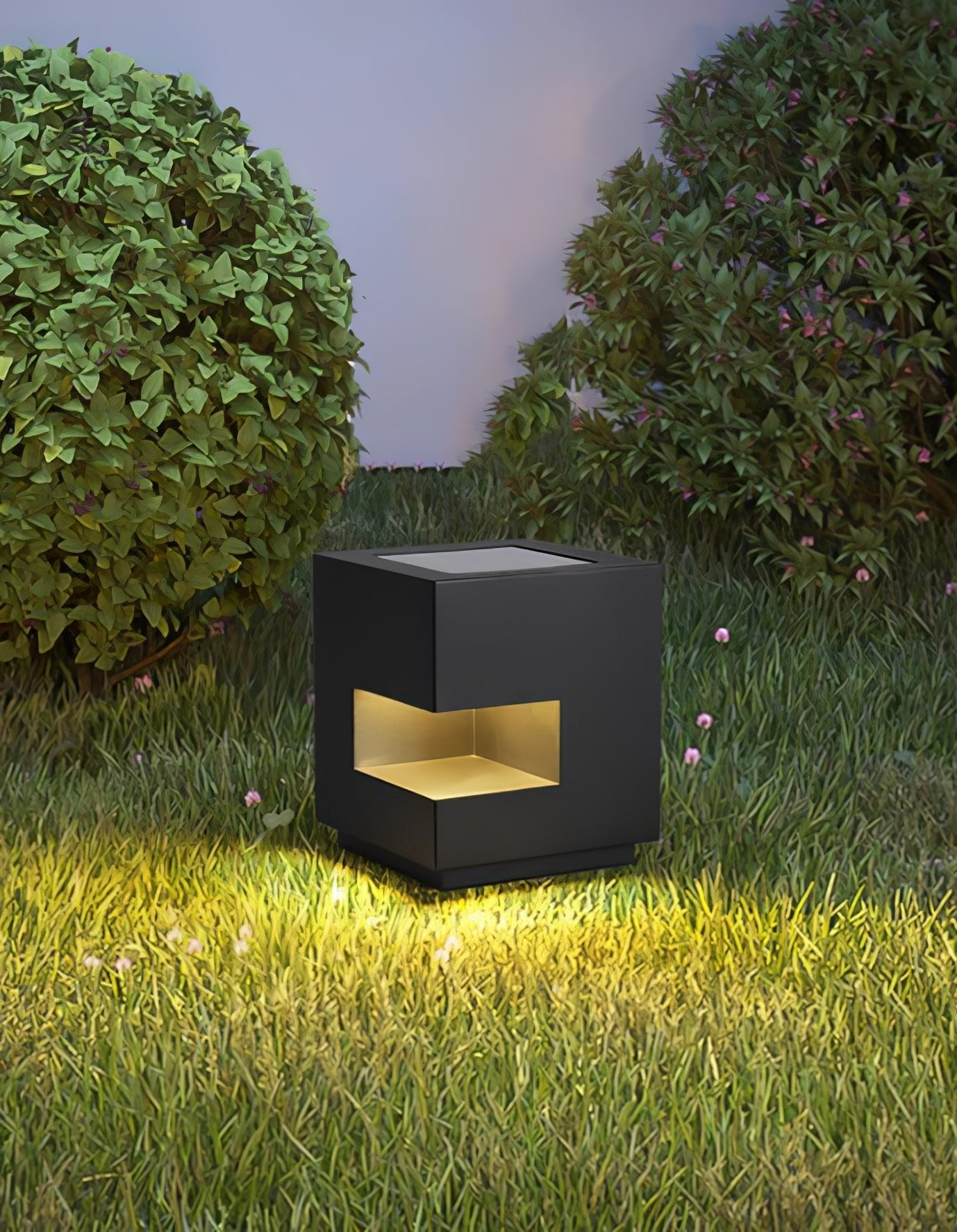 Regular Cube Post Floodlight Outdoor Light