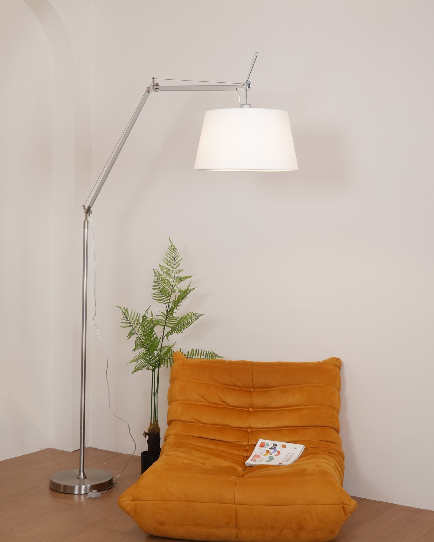 Rocker Modern Ambient Floor Lamp Floor Lamp