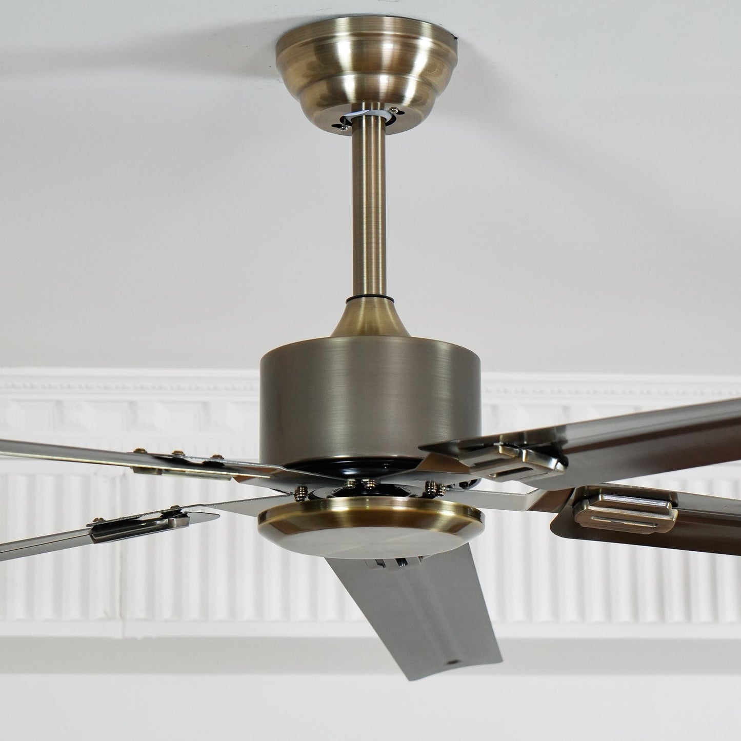 Rozzen Ceiling-mounted light Ceiling Fan 52″