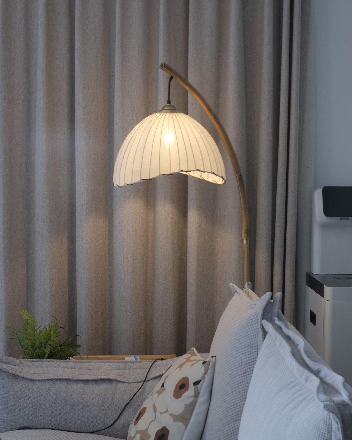 Sanna Floor-mounted Lamp Floor Lamp