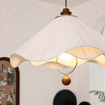 Scallop Edge Houselight Pendant Light