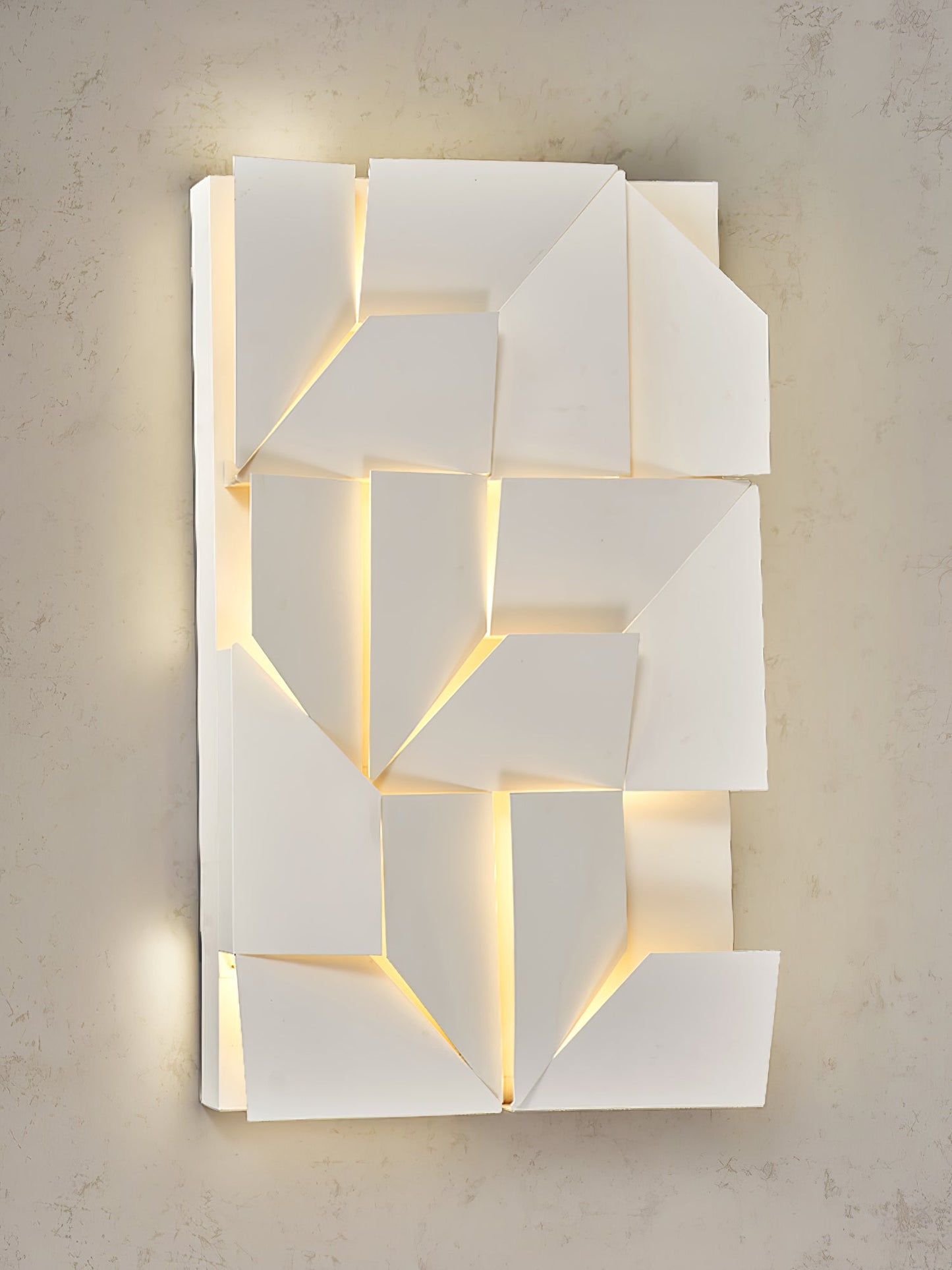 Shadows Grand Bracket light Sconce