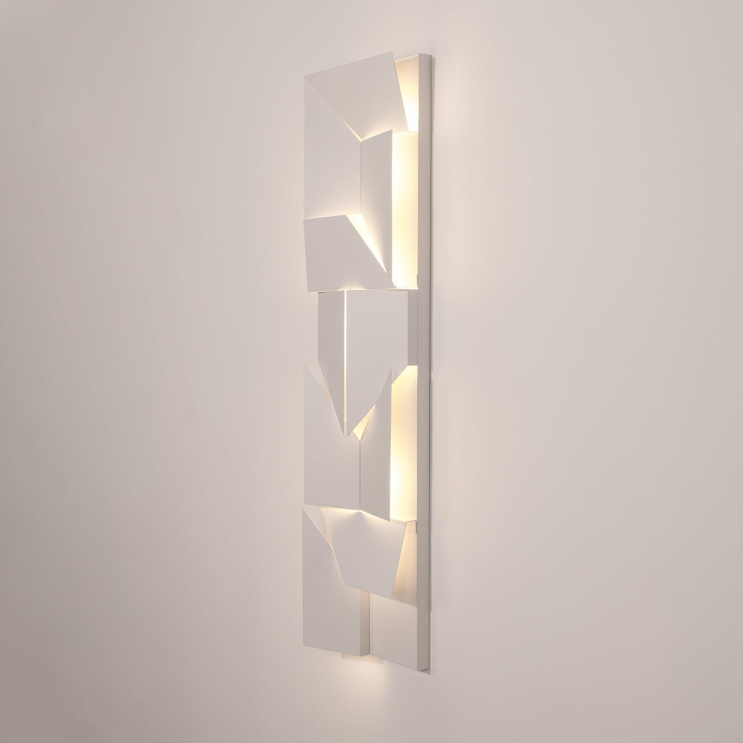 Shadows Grand Bracket light Sconce