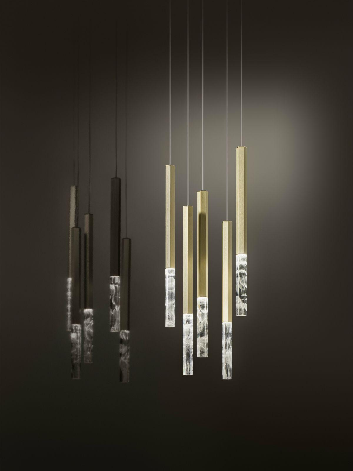 Shine Vertical Plumage Pendant light Suspension