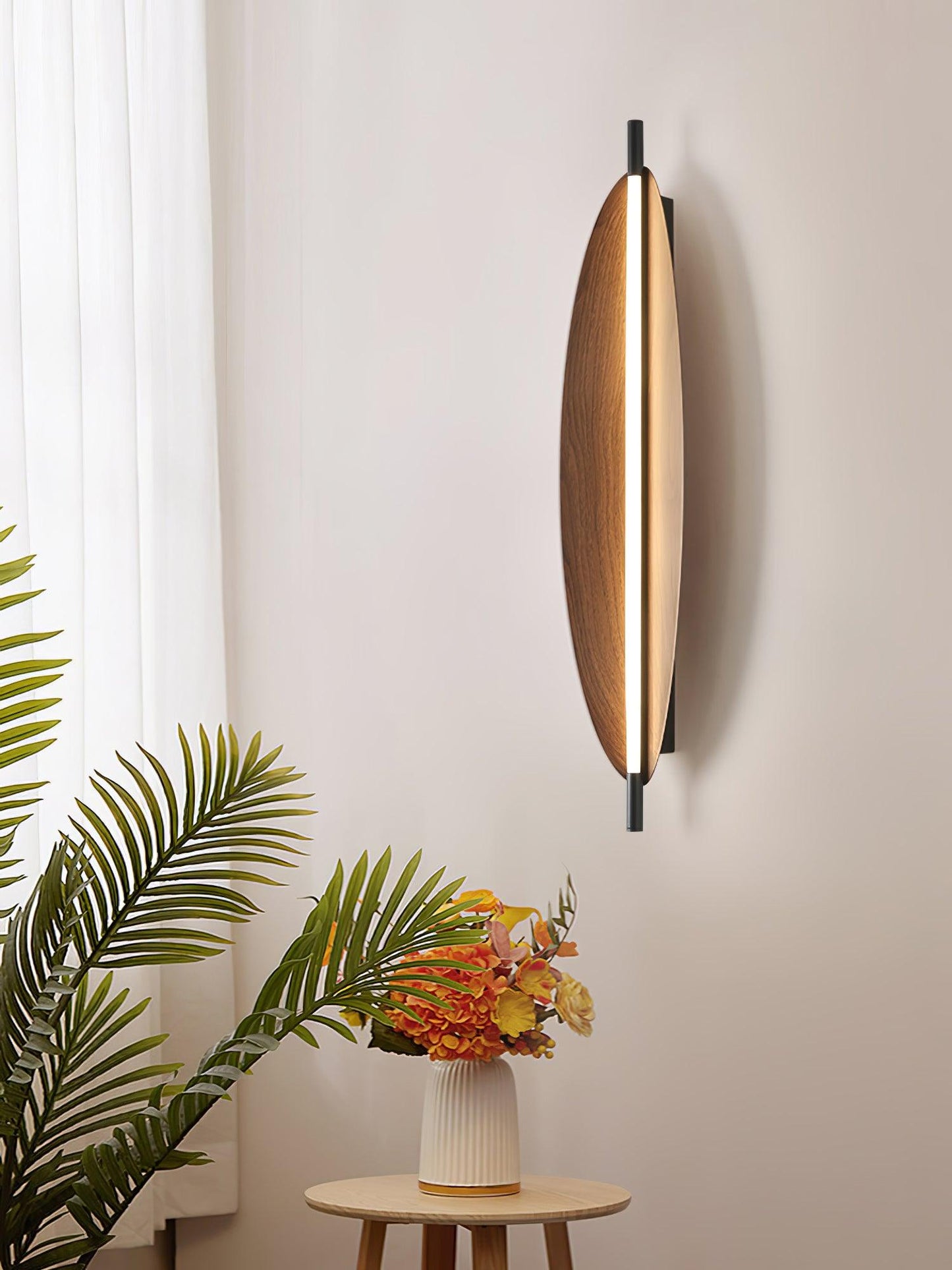 Sleek Board Lamp bracket Sconce