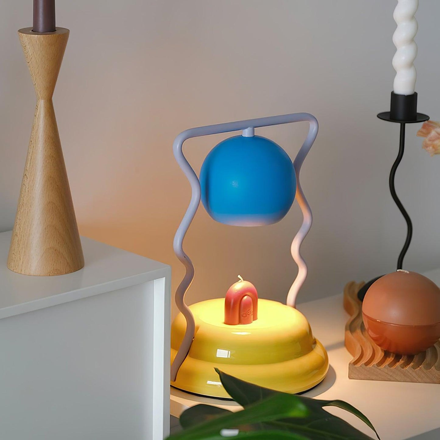 Squiggle Bright Bedside lamp Table Lamp