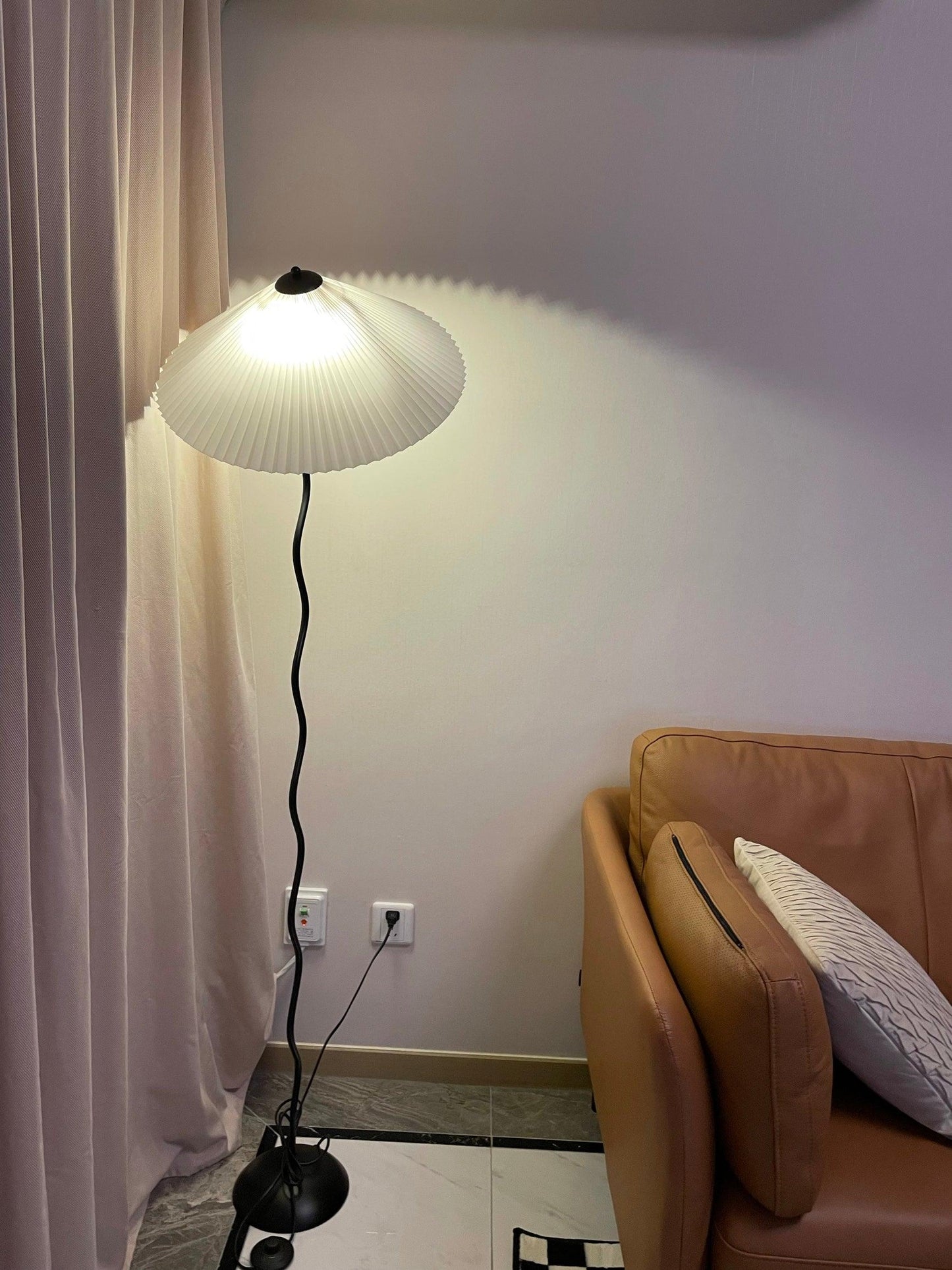 Squiggle Tall Lamp Floor Lamp