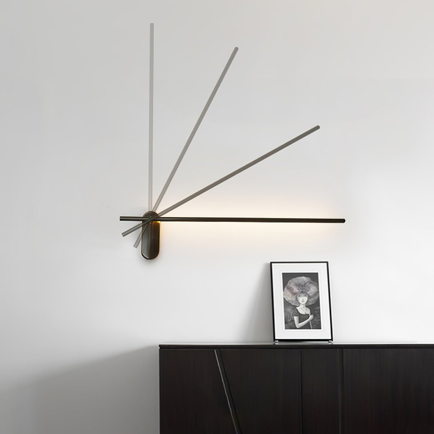 Stick Shaped Metal Wall-mounted light Sconce