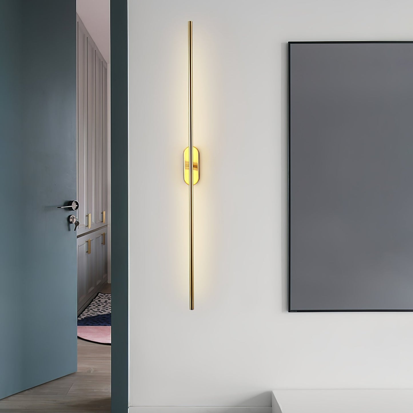 Stick Shaped Metal Wall-mounted light Sconce