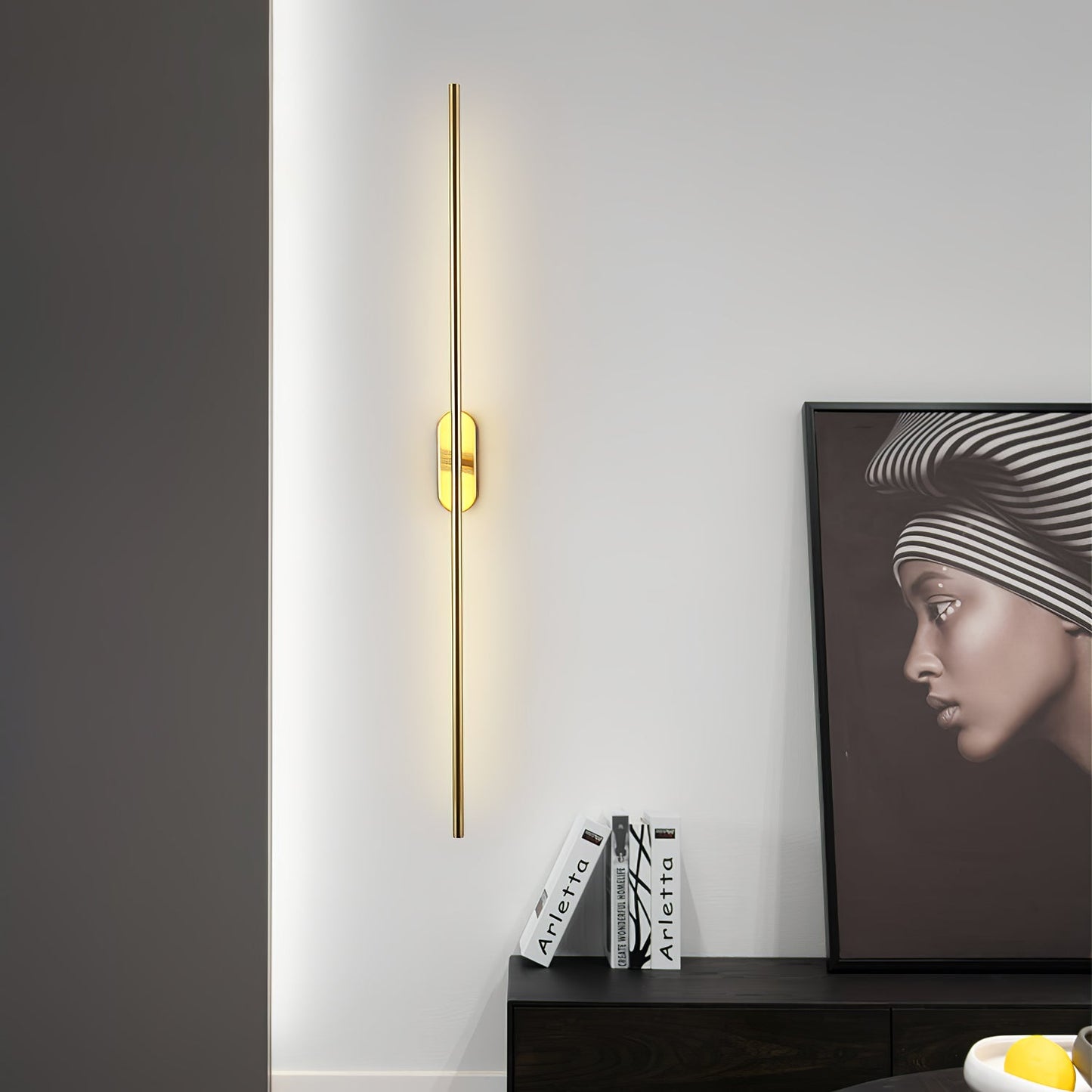 Stick Shaped Metal Wall-mounted light Sconce