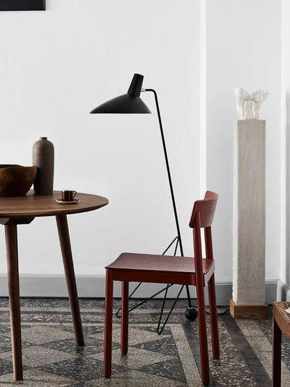 Svelte Noir Ambient Floor Lamp Floor Lamp