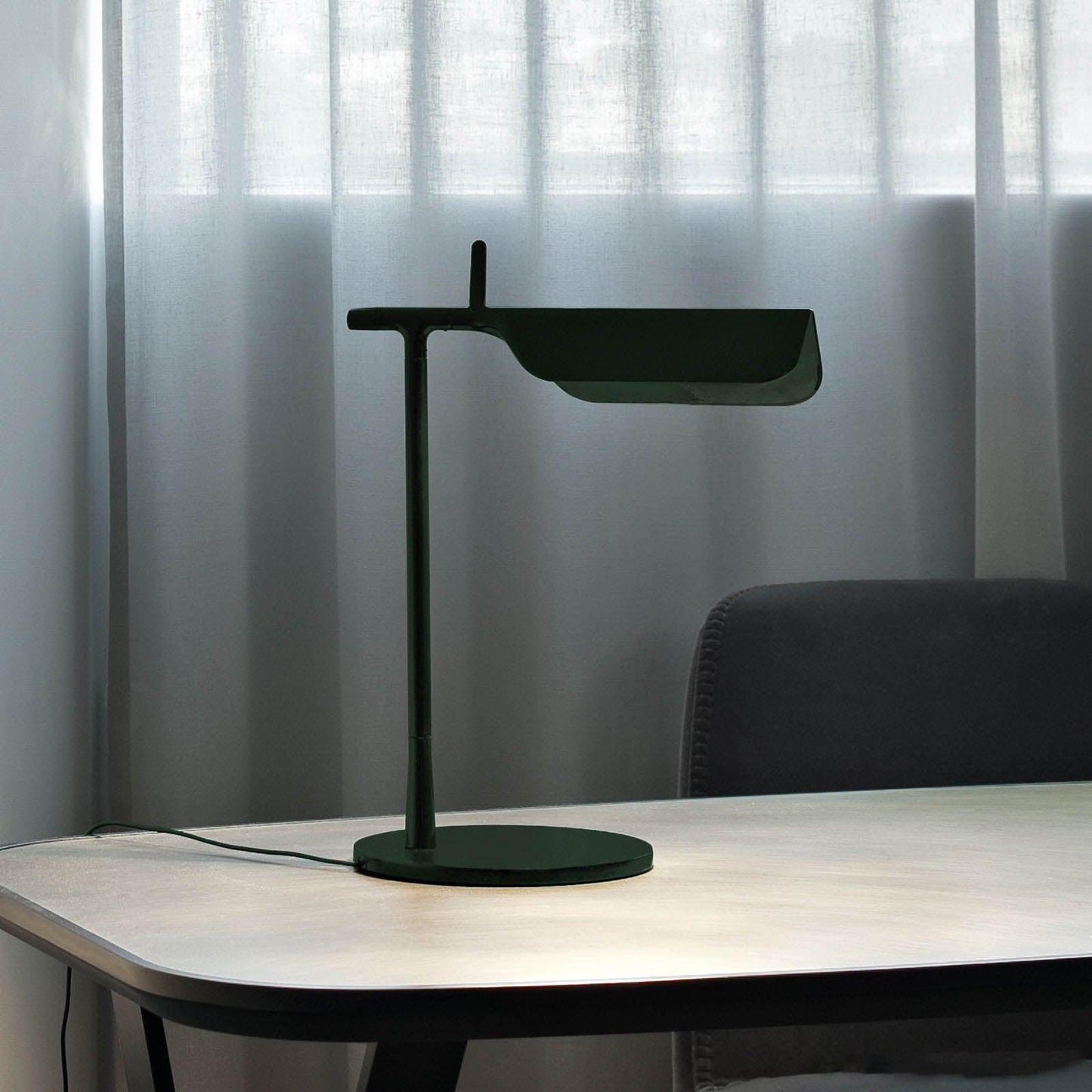 Pivot Ease Bedside lamp Table Lamp