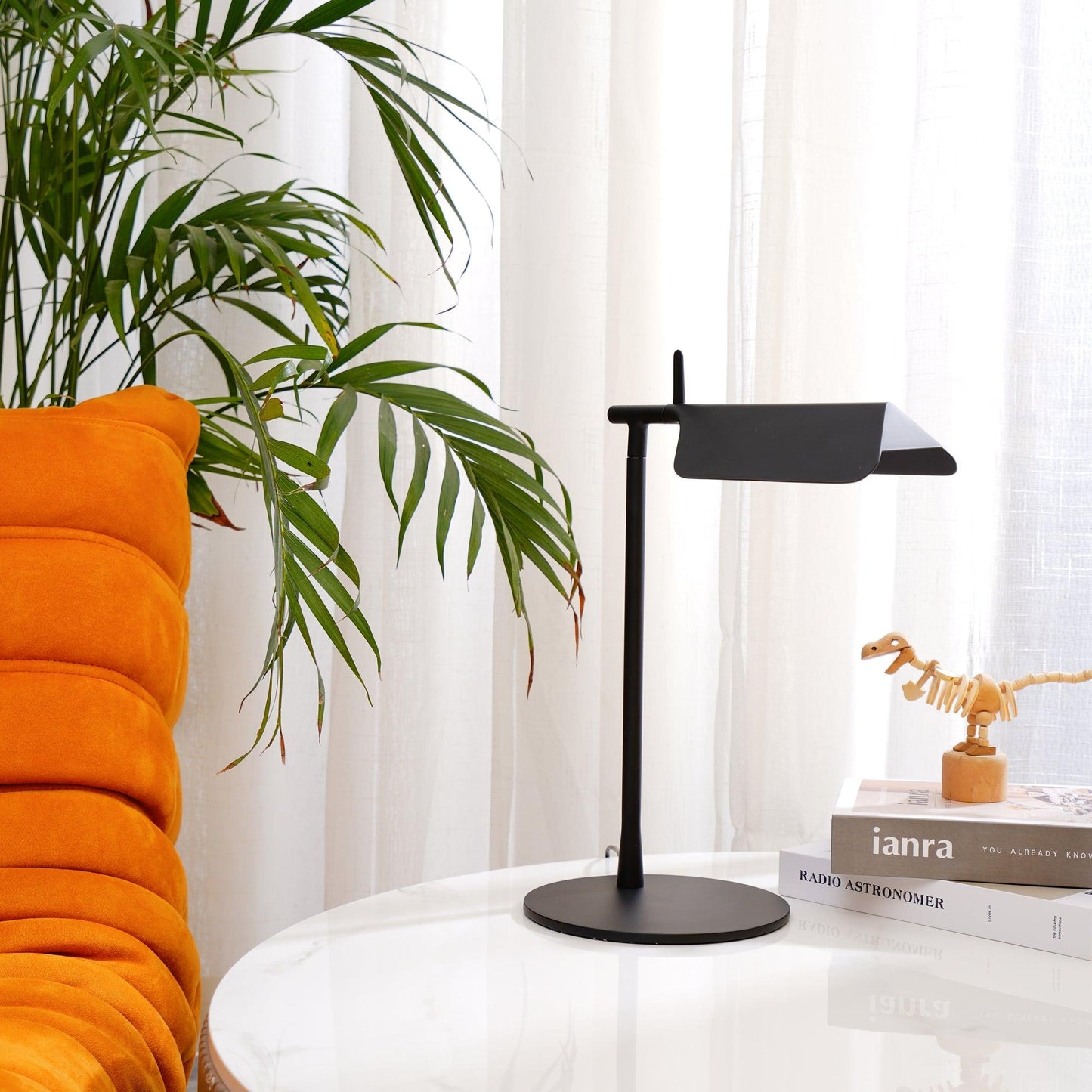 Pivot Ease Bedside lamp Table Lamp