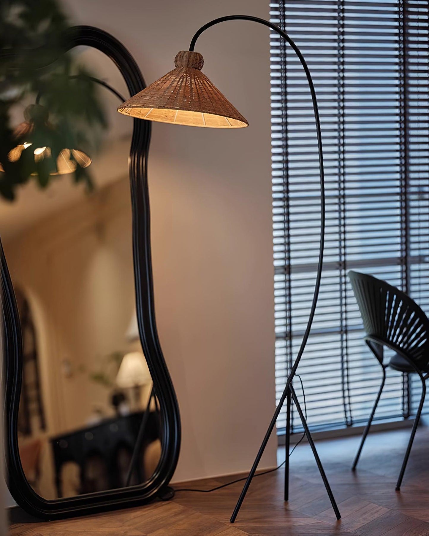 Tana Woven Free-standing Lamp Floor Lamp