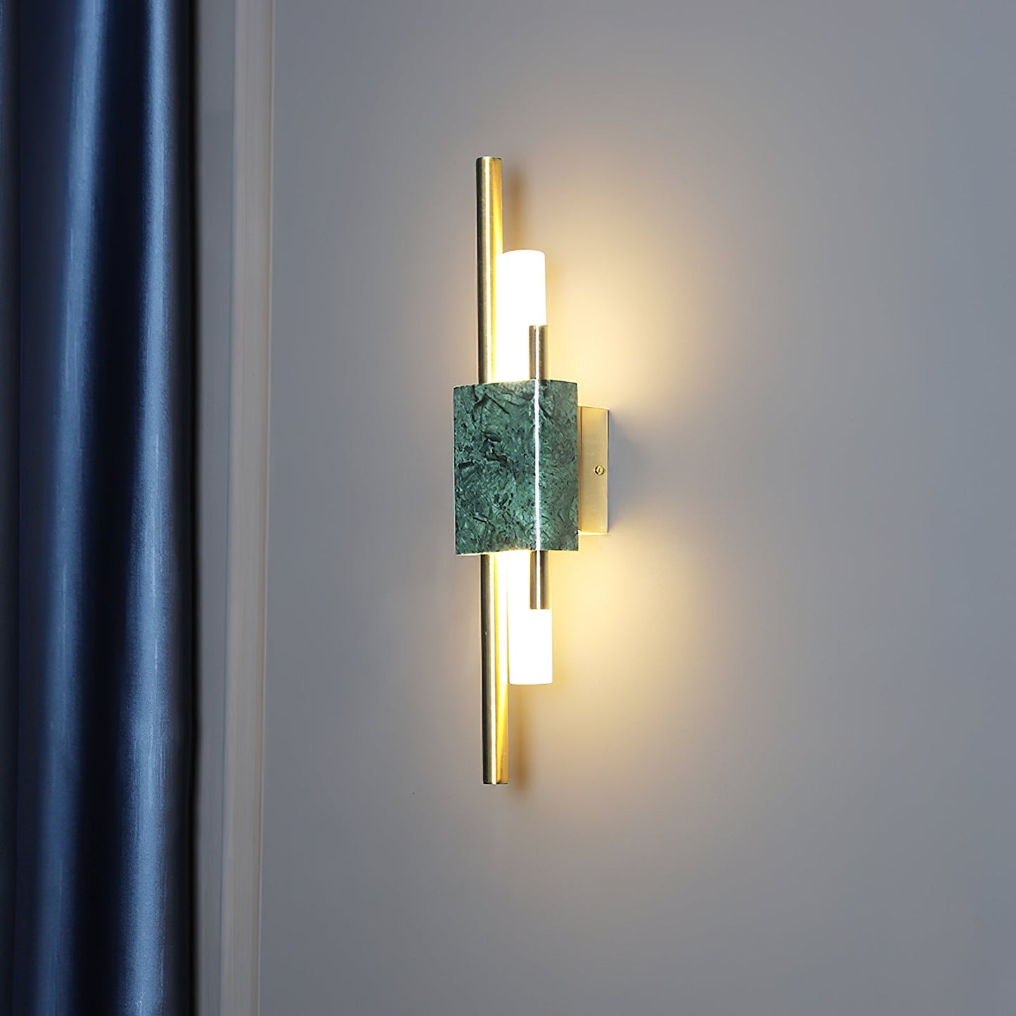 Tanto Plug In Wall-mounted light Wall Light