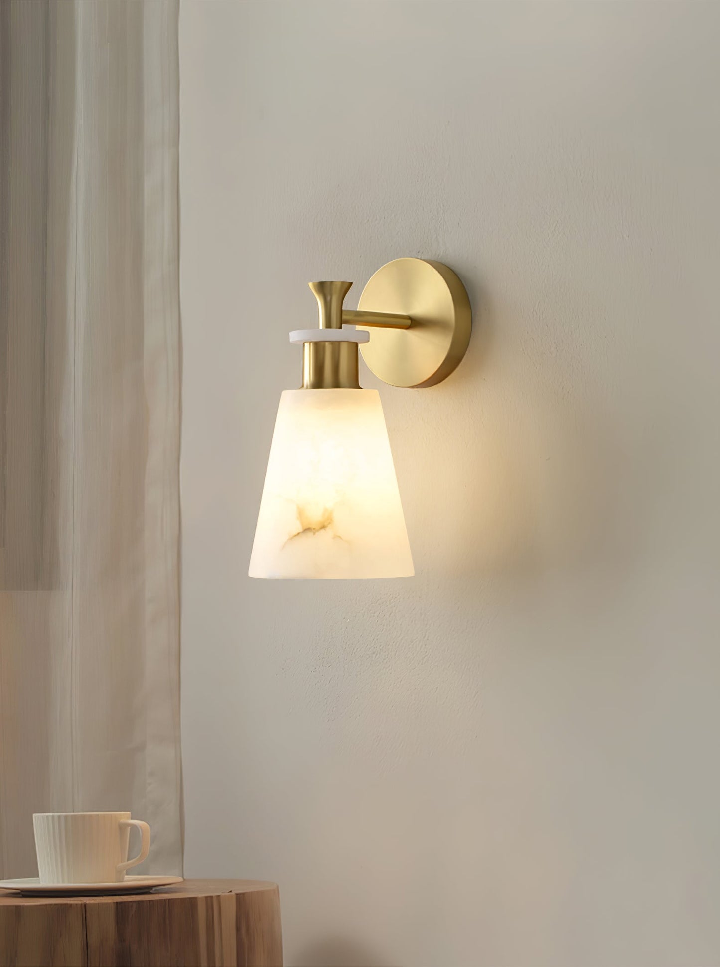 Tapered Alabaster Wall-mounted lamp Wall Sconce