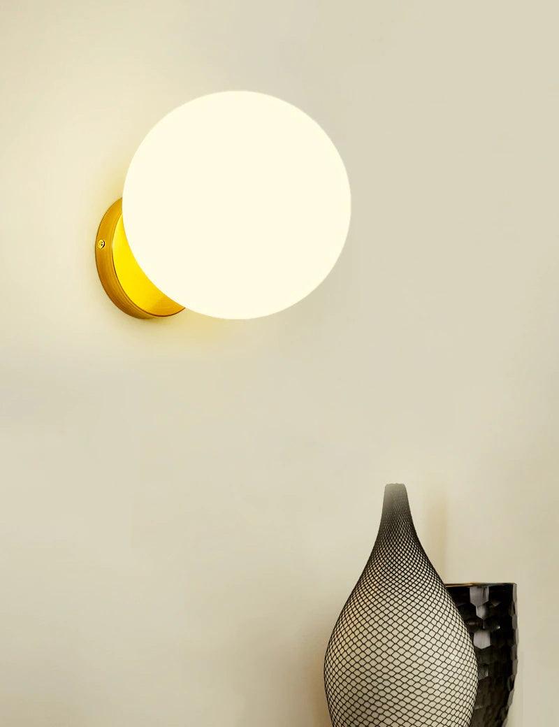 Tip of The Tongue Wall-mounted light Wall Lamp