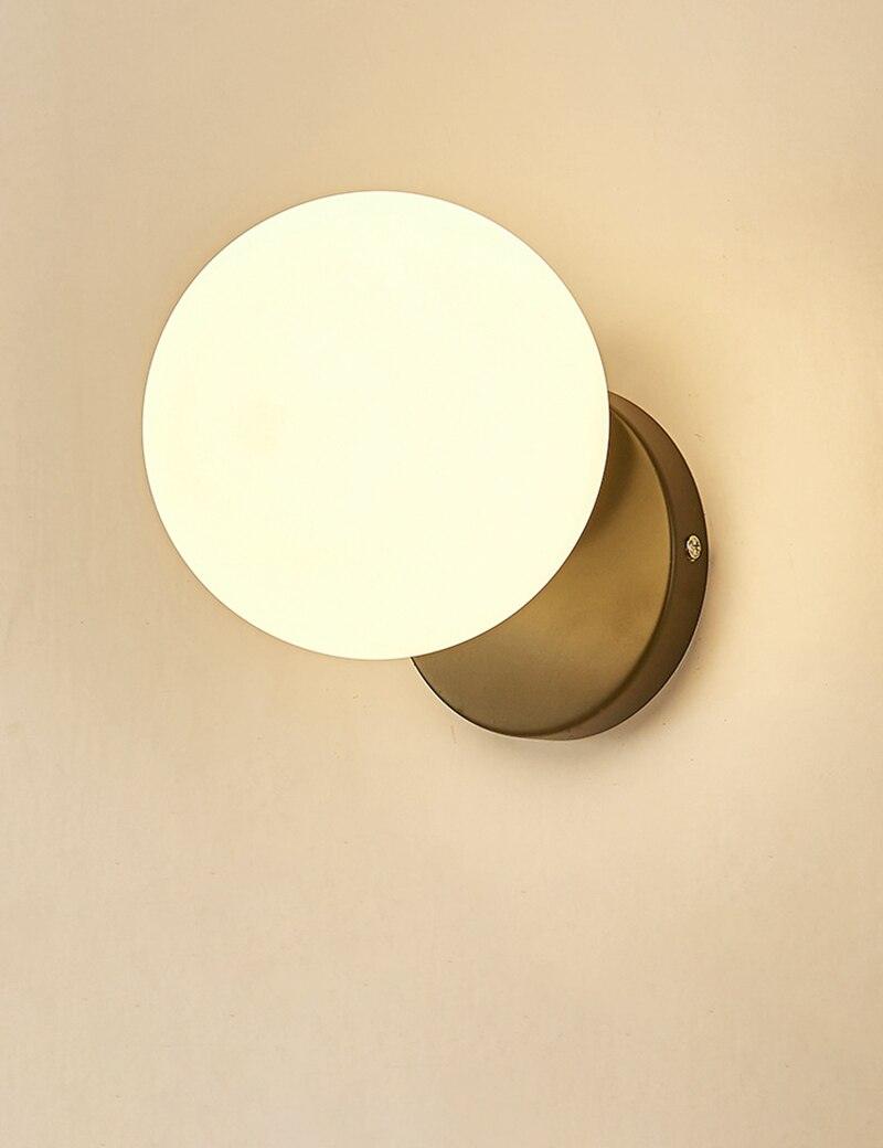 Tip of The Tongue Wall-mounted light Wall Lamp