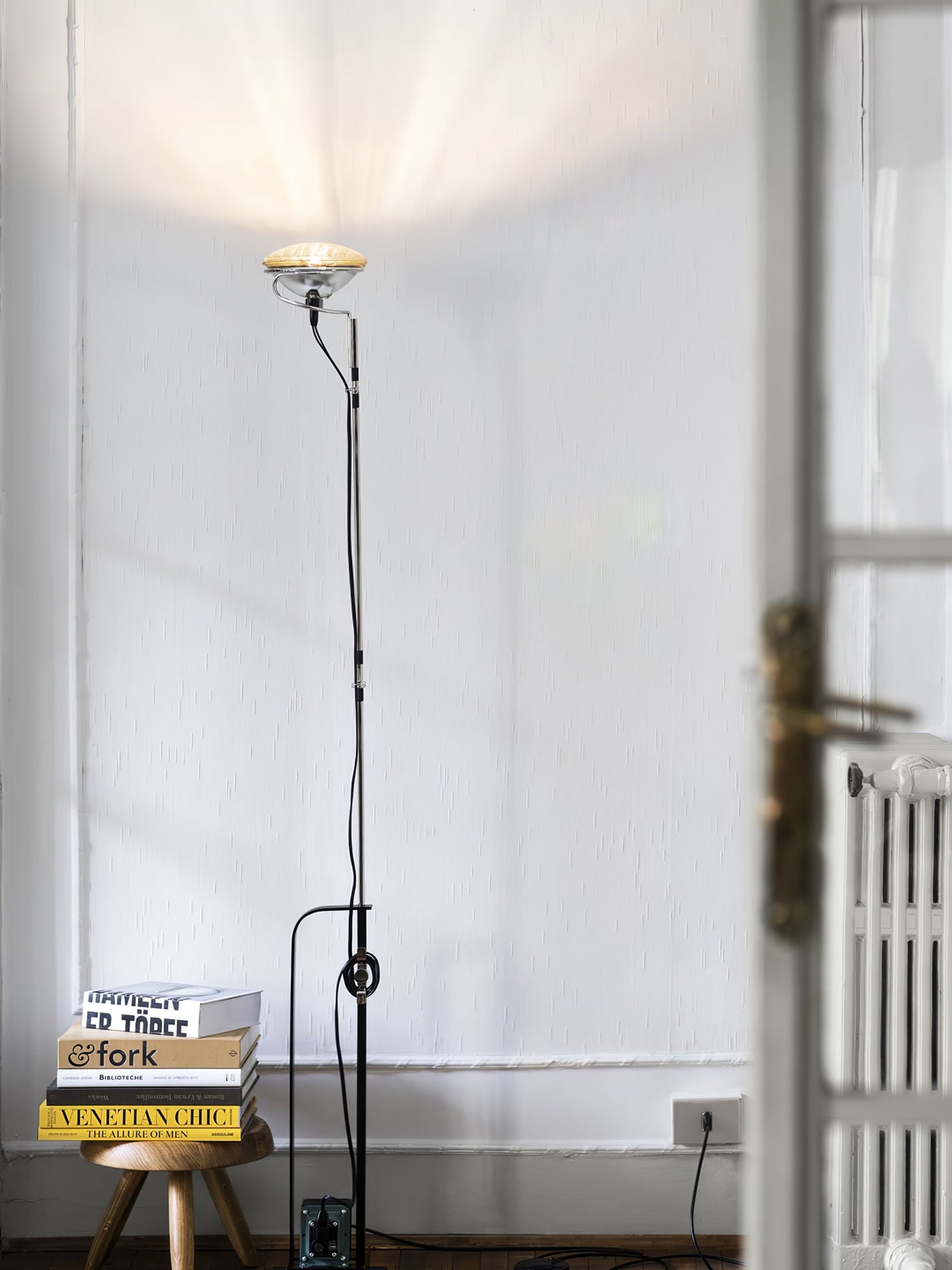 Toio Floor-standing Lamp Floor Lamp