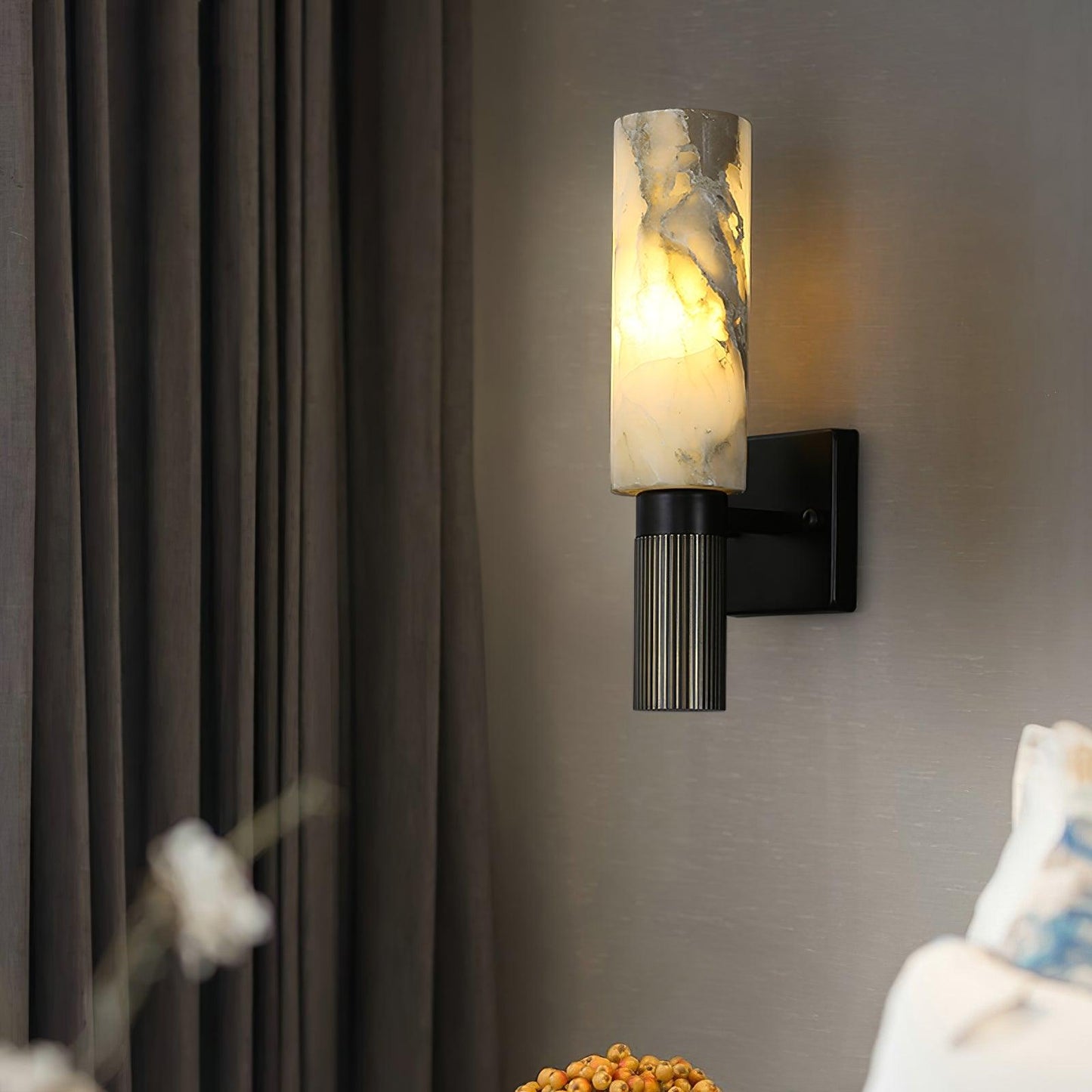 Torch Alabaster Wall-mounted light Sconce