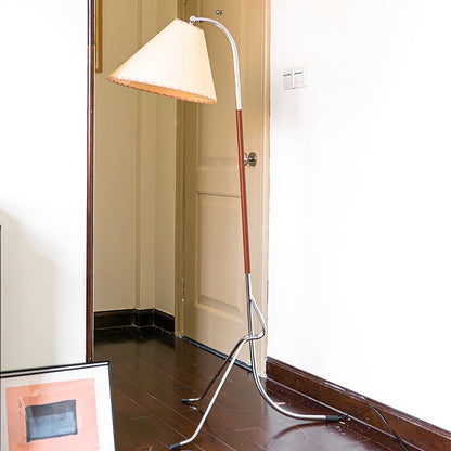 Tripod Arc Free-standing Lamp Floor Lamp