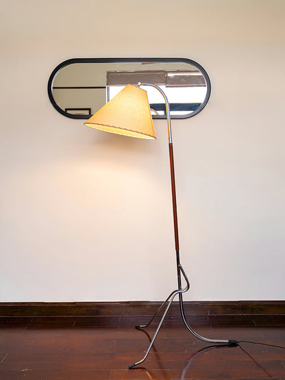 Tripod Arc Free-standing Lamp Floor Lamp