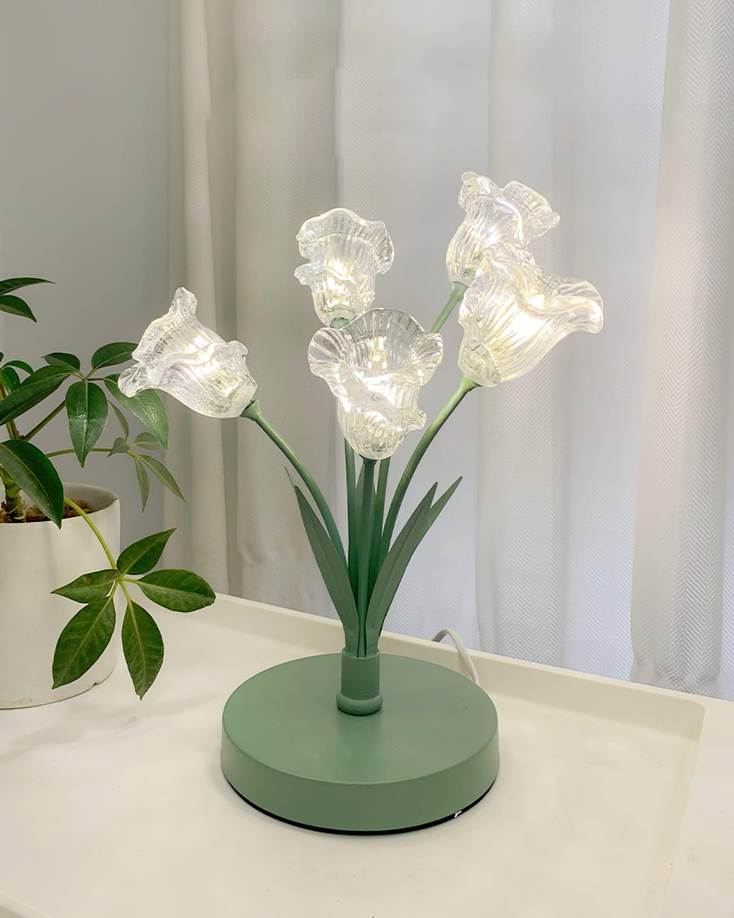 Tulip Flower Bedside lamp Table Lamp