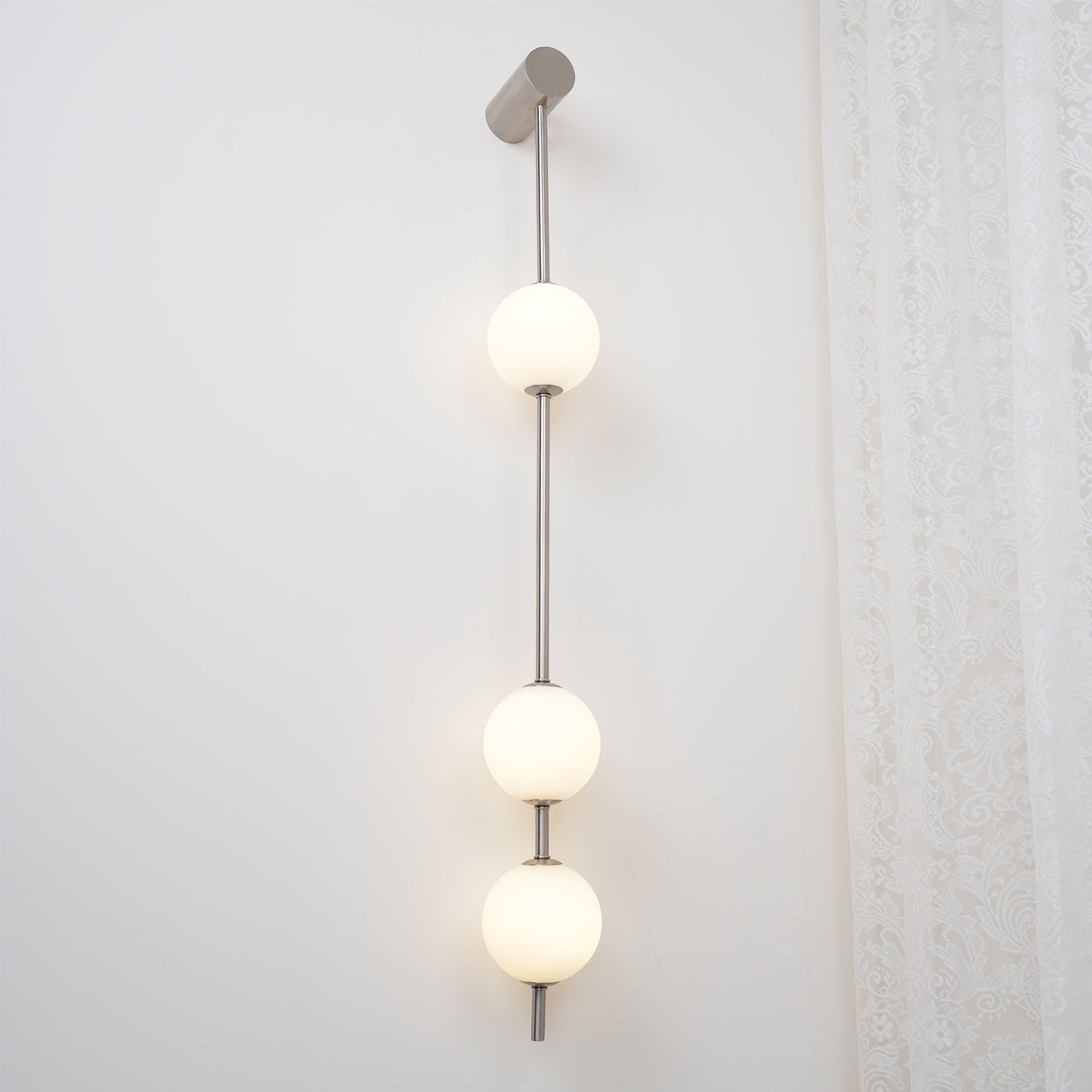 Vertical Balls Bracket light Wall Lamp