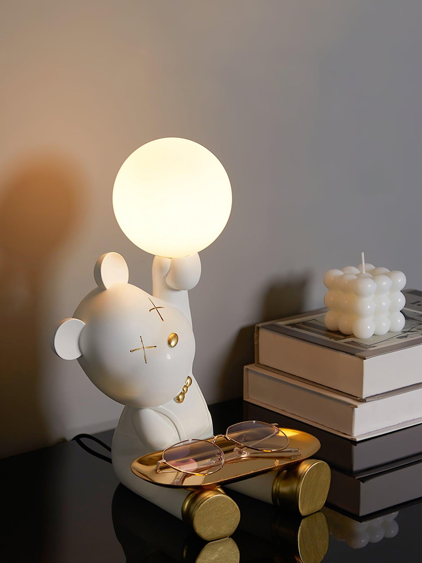 Violent Bear Tray Bedside lamp Desk Lamp