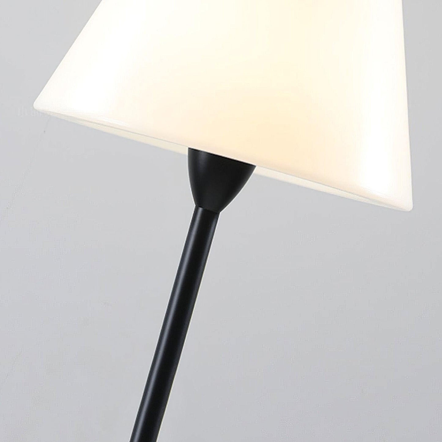 Ward Floor-standing Lamp Floor Lamp