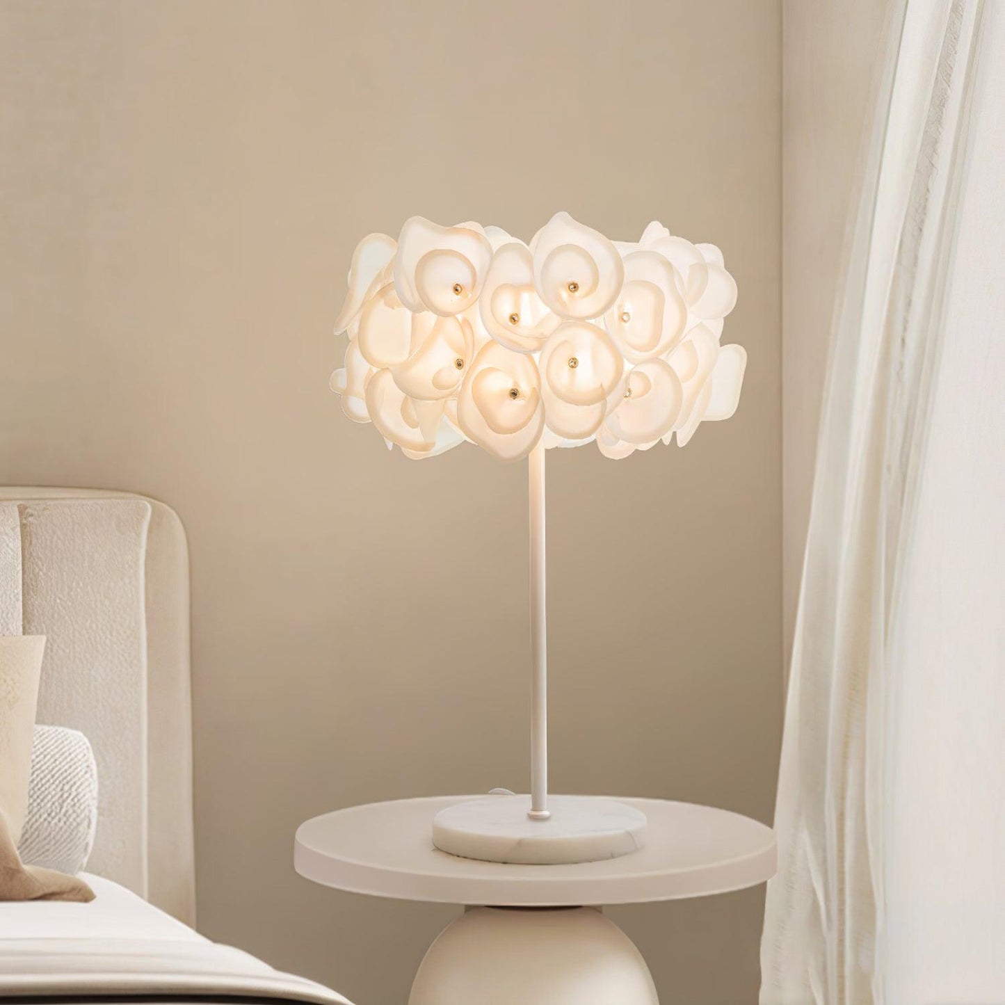 White Hydrangea Desk lamp Table Lamp