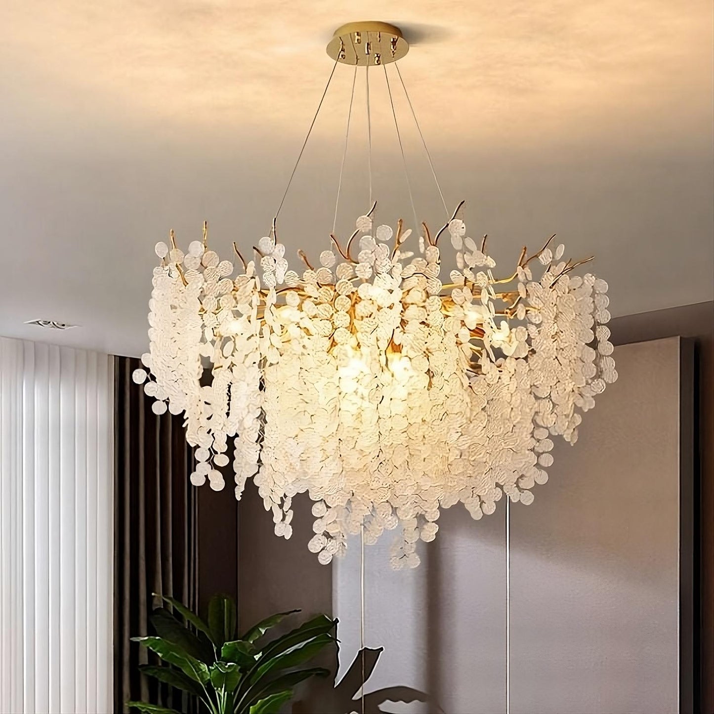 Albero Frosted Glass Modern Chandelier