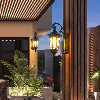 Outdoor Retro Waterproof Wall Lamp Decorative Lighting for Villa Courtyard Balcony