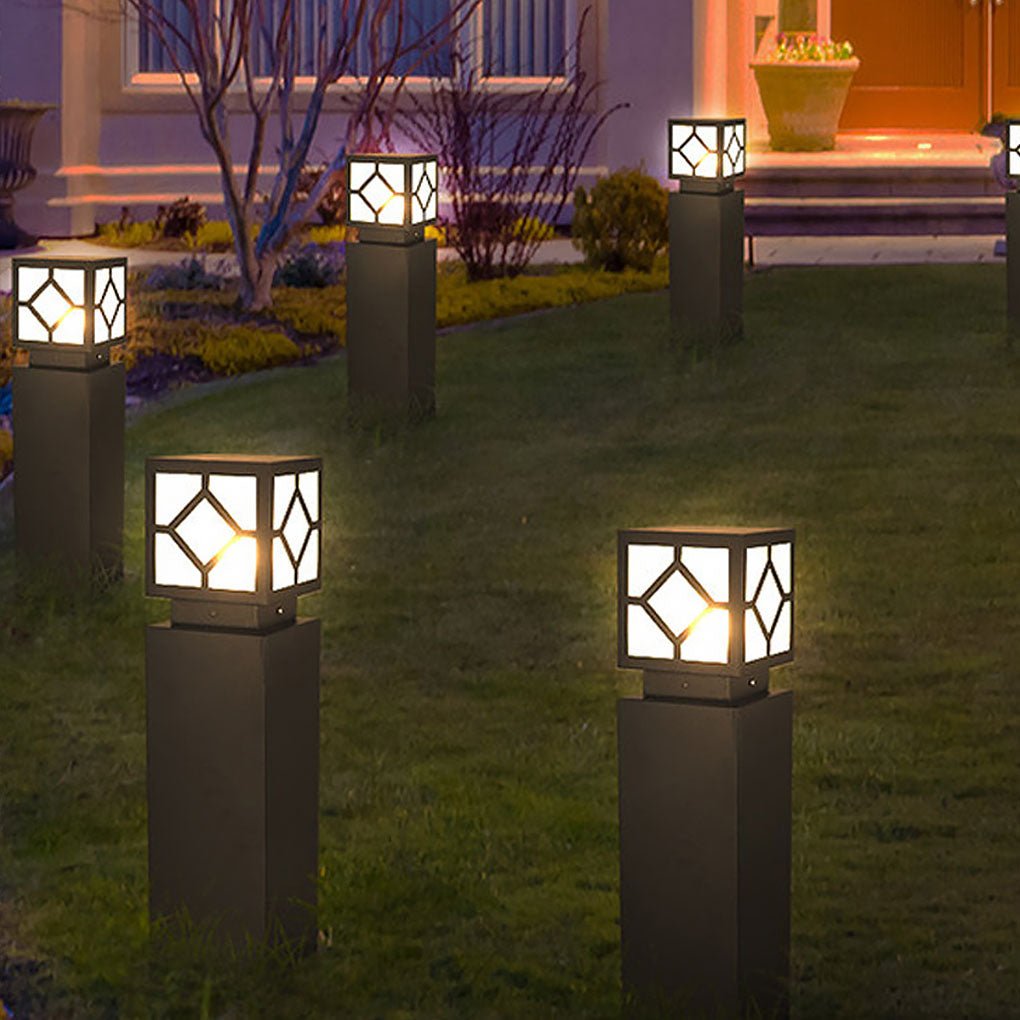 Retro European Square Outdoor Waterproof LED Garden Light Solar Landscape Decorative Lamp