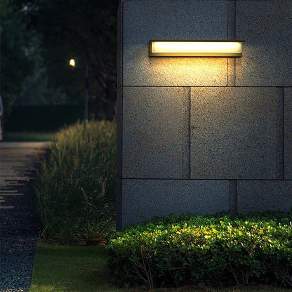 Contemporary Stainless Steel Linear LED Strip Outdoor Wall Light ??Modern, Weatherproof for Garden Villa