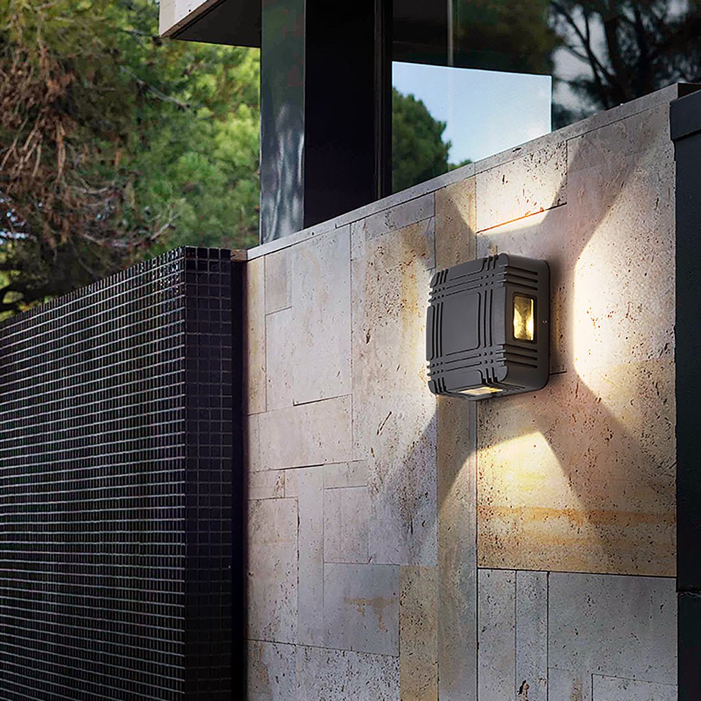 Unique Design Outdoor LED Waterproof Wall Light for Villa Gate Balcony